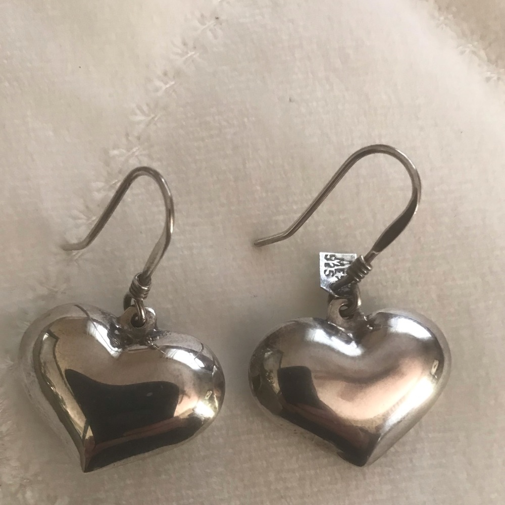 Silver puff heart earrings